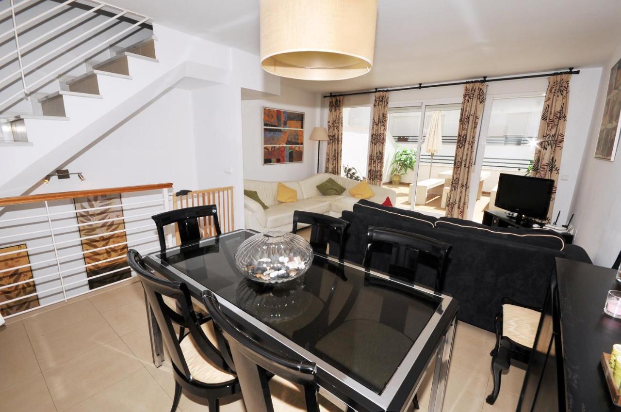 3 Bedroom Townhouse Benahavis Village Экстерьер фото